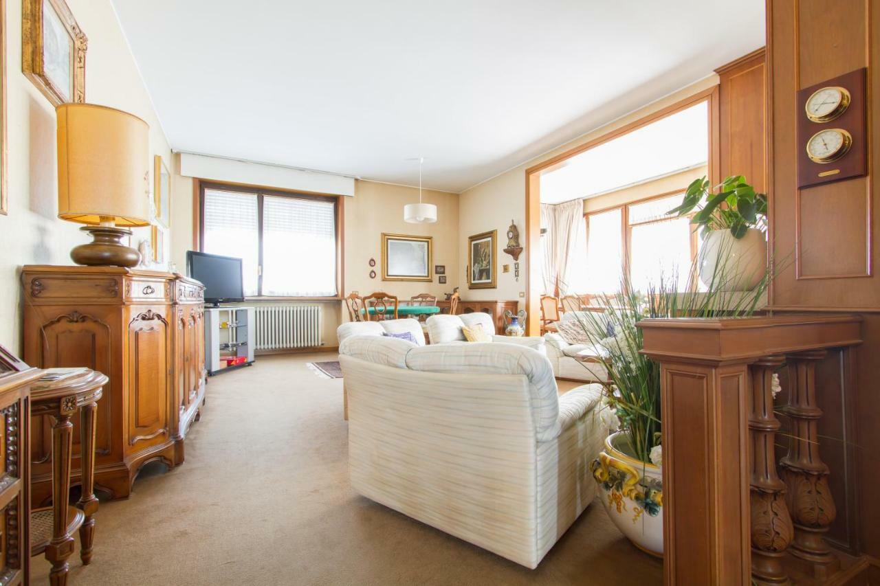 Appartamento Ampio E Indipendente Con Vista Giardino Paderno d'Adda 외부 사진